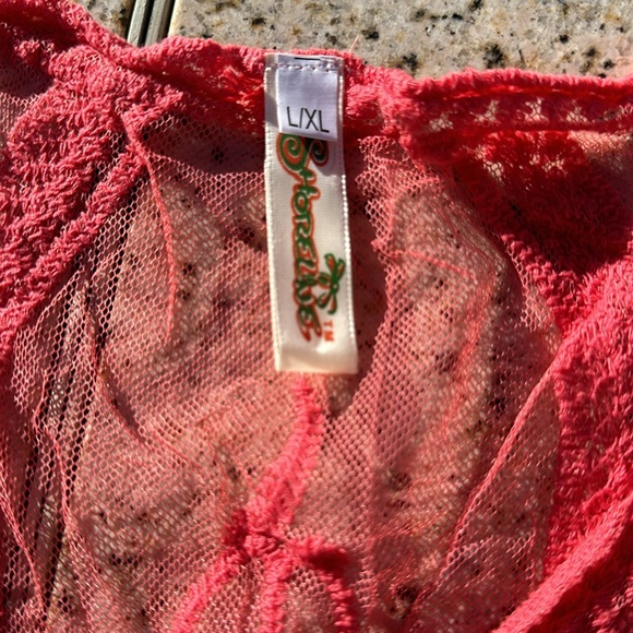 Shoreline, Size L/XL, Coral Batwing Top - Picture 4 of 6